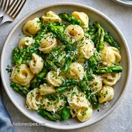 Cremige Pasta Gr&uuml;ner Spargel in 25 Min