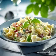 Gesunder Nudelsalat mit Basilikum Knoblauch Dressi: Leicht cremig ohne Mayo