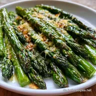 Gr&uuml;ner Spargel Blechgericht in 25 Min