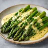 Gr&uuml;ner Spargel mit Hollandaise in 32 Min