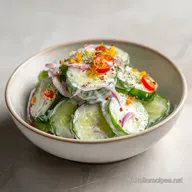 Gurkensalat mit Joghurt Dressing &ndash; Rezept in 10 Minuten