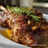 Lammkeule aus dem Backofen: Niedrigtemperatur Rezept f&uuml;r Zartheit