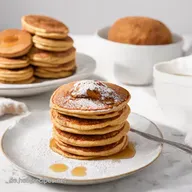Lebkuchen Pancakes mit Ahornsirup Fr&uuml;hst&uuml;ckstraum