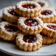 Marmeladen Pl&auml;tzchen: Linzer Augen Rezept f&uuml;r perfekte Weihnachtspl&auml;tzchen