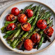 Ofenspargel mit Kirschtomaten in 30 Min