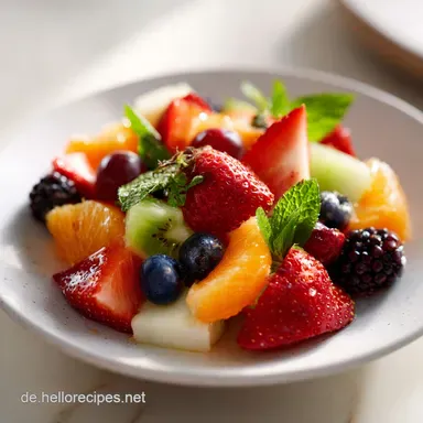 Obstsalat: Fruchtiger Genuss f&uuml;r 4 Portionen in 15 Minuten Rezeptkarte